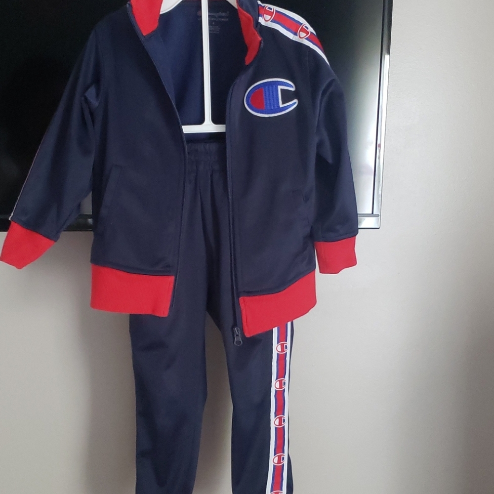 Kids track suit